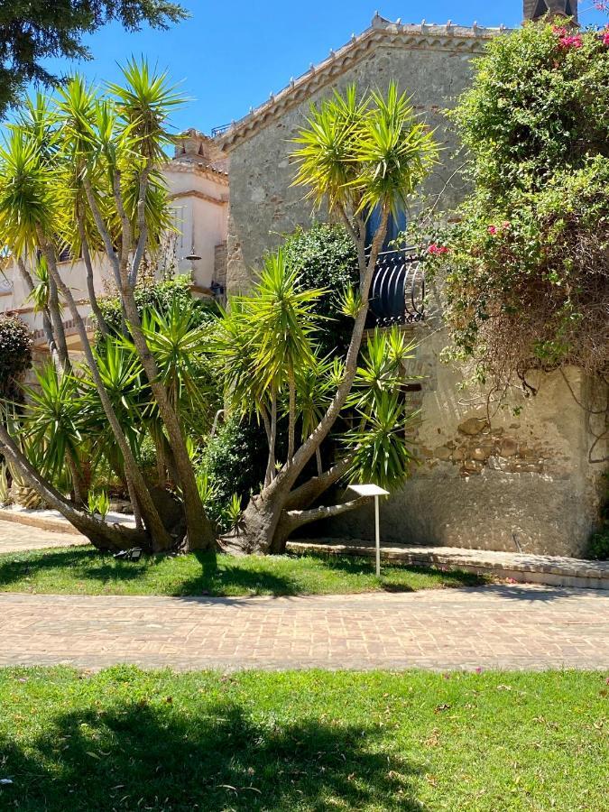 Le Colline Del Gelso-Masseria Mazzei Россано Екстер'єр фото