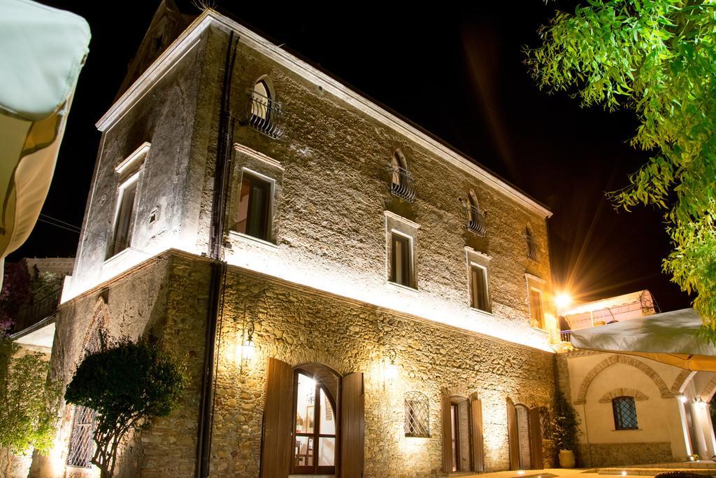 Le Colline Del Gelso-Masseria Mazzei Россано Екстер'єр фото